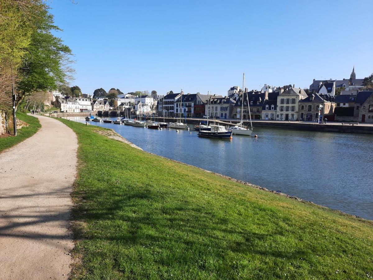 Sur Les Quais De St Goustan - Auray, Cite Medievale De Caractere Abritant Le Port De Saint-goustan - Bretagne Sud Appartement *