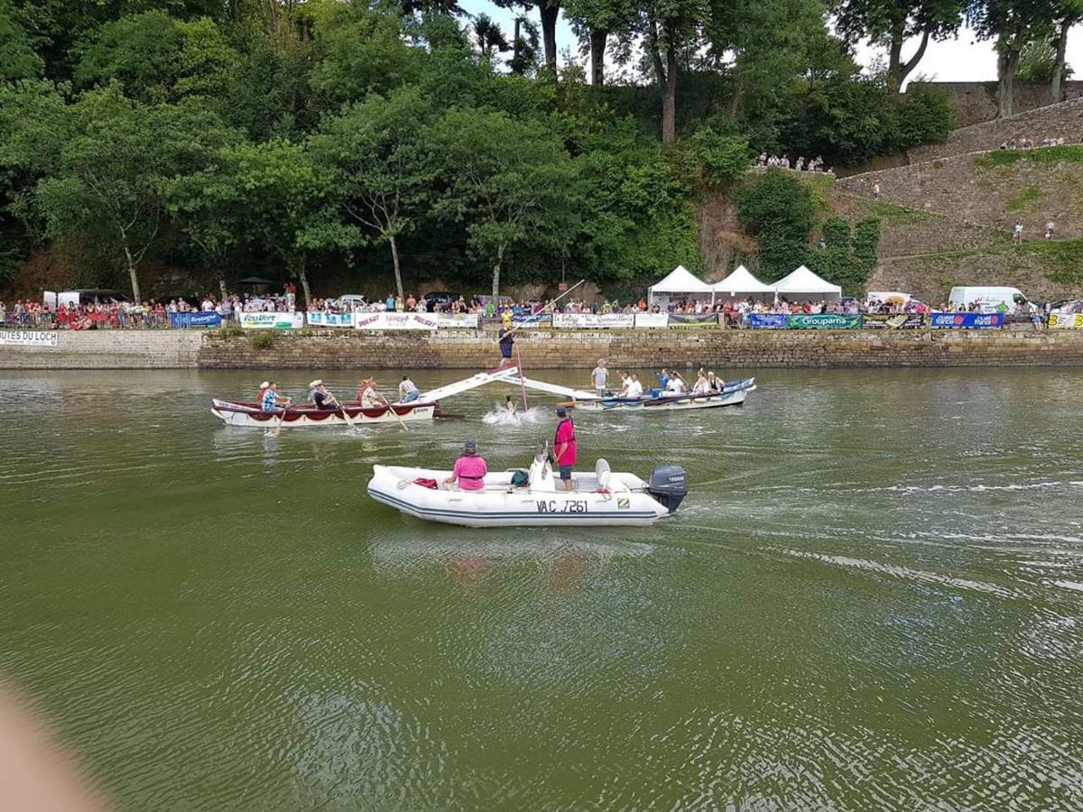 Sur Les Quais De St Goustan - Auray, Cite Medievale De Caractere Abritant Le Port De Saint-goustan - Bretagne Sud *